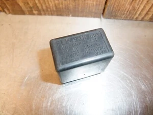 Suzuki GSF 1200 SK2 Bandit 2002 Mk2 Indicator Flasher Relay - VGC #264 - Picture 1 of 2