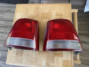 1998 Honda Odyssey Tail lights Oem - Picture 1 of 7