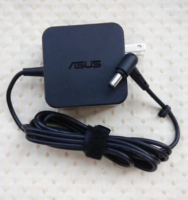 New Original OEM ASUS 45W 19V 2.37A AC Adapter for ASUS Q501LA-BBI5T03 Notebook - Image 1 of 3