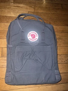 Fjallraven Kanken 15” Laptop Bag Classic Charcoal Grey Backpack NICE - Picture 1 of 9