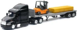 NEW RAY 1/43 Peterbilt 387 w/Flatbed Trailer, Forklift & Hay Bale Load  NRY15123 - Picture 1 of 1