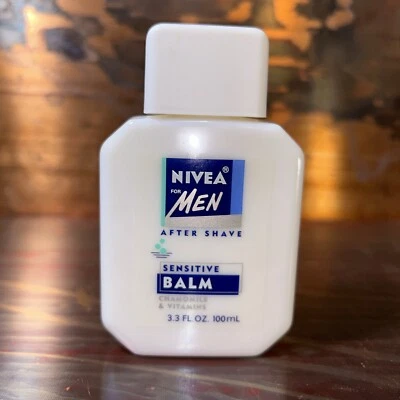 Bálsamo para después del afeitado Nivea de colección sensible para hombres 3,3 oz Foto 1 de 4