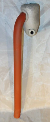 Tubo de ventilación del motor Mercedes Benz 170 D W136 Foto 1 de 4