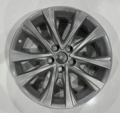 18" x 7.5" Toyota RAV4 2016 2017 2018 Factory OEM Wheel Rim 4261A0R020 Silver - Image 1 of 3