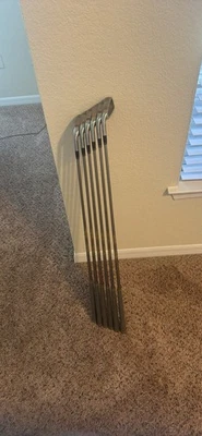 Square Two Light Easy XL Left-Handed Golf Clubs – 4 to 9 Irons - Image 1 of 4