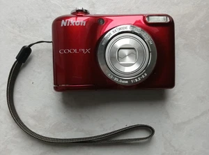 Nikon Coolpix L29 Digital Camera Red, 5x Wide Optical Zoom, Camera and Case - Picture 1 of 20
