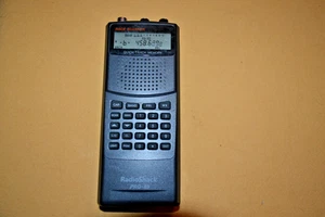 RadioShack PRO-89 200 Channel Handheld Race Scanner - Working - Picture 1 of 2
