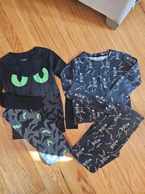 Boys halloween PJs size 10 - Image 1 of 3