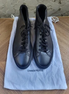 Common Projects Achilles 1529 sneaker media pelle italiana nero EU 43 US 10 - Foto 1 di 9
