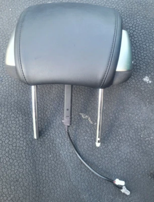 2010 Infiniti G37 Convertible Front Right Seat Headrest Black Bose Speakers OEM - Image 1 of 4