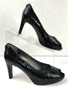Stuart Weitzman Women's Logoplainfield Pump Black Snake Leather Shoe Size 7M - Picture 1 of 8