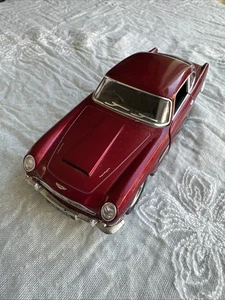 5406D 1/38 Scale Kinsmart 1963 Red Aston Martin DB5 Diecast Car pull back 5 in - Picture 1 of 9