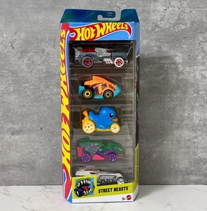 Hot Wheels 2025 Street Beasts 5 Pack with Duck N' Roll Blue RARE - Picture 1 of 2