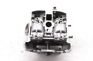 14 Aprilia Shiver 750 Rear Cylinder Head - Picture 1 of 7