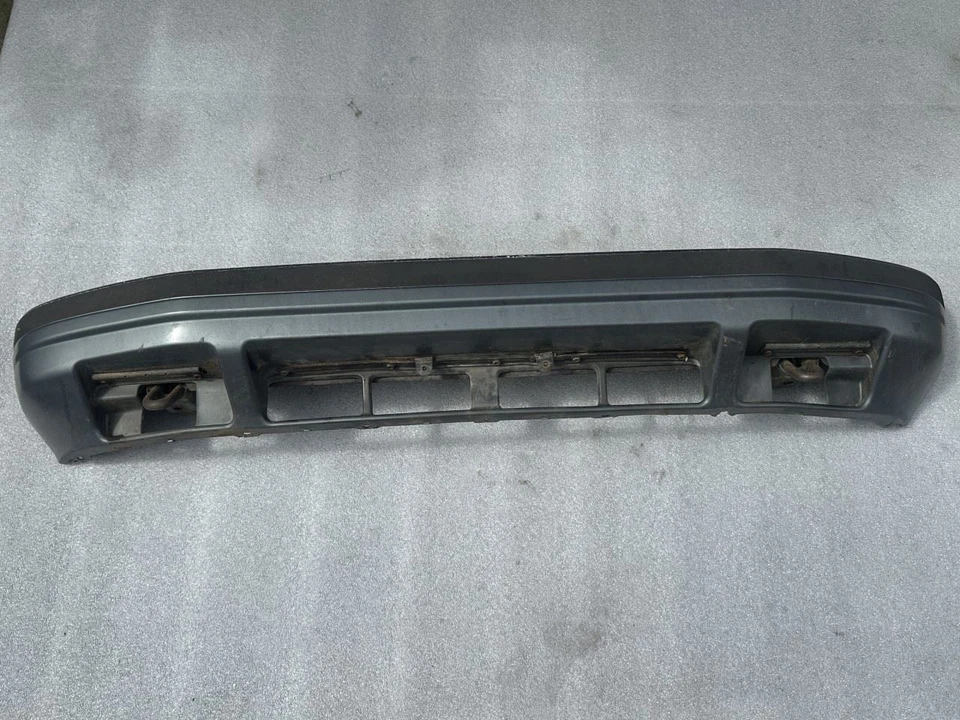 1987 TOYOTA CELICA ПЕРЕДНИЙ БАМПЕР ЧЕХОЛ СЕРЫЙ 52119-20907  - Изображение 1 из 4