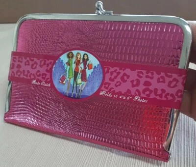 Faux Alligator Skin metallic pink Kisslock Photo Album holds 16 photos 4x6", NEW - Image 1 of 4