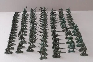 96 Pieces Toy Soldiers Green Colour Plastic Job Lot Loose 1.75" High - Picture 1 of 4