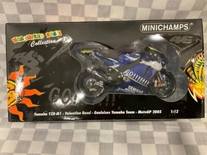 1/12 MINICHAMPS 122 053046 ROSSI MOTO GP 2005 YAMAHA YZR-M1 GAULOISES - Picture 1 of 7