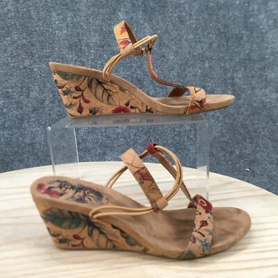 Sandalia Style & Co Mujer 6M Beige Mulán Floral Correa en T Sin Cordones Tacón de Cuña Gamuza Foto 1 de 4
