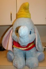 RARE 2009 DISNEY STORE JUMBO 26" GIANT DUMBO CIRCUS ELEPHANT PLUSH 26".