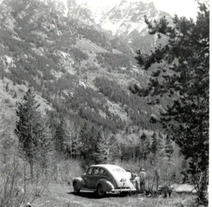 Placa de matrícula Ford Deluxe Coche Familiar Picnic East Rosebud Montana con fotografía - Imagen 1 de 3