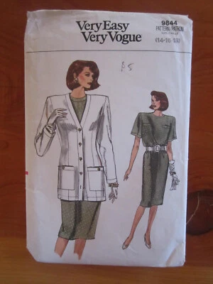 VERY EASY VOGUE  PATTERNS NO. 9844   **** MUST SEE * - Image 1 of 2