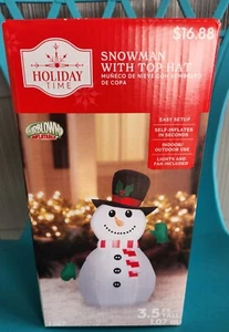 Outdoor Christmas Decorations - Picture 1 of 1