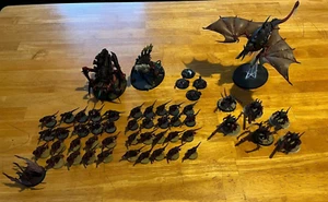 Lotto Games Workshop Warhammer 40K Tyranids Esercito DIPINTO - Foto 1 di 7