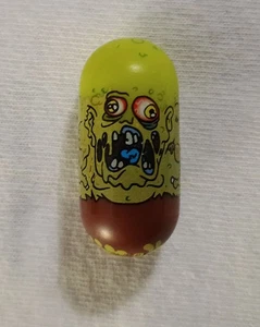 VINTAGE SPIN MASTER 2004 MIGHTY BEANZ SERIES 3 NUMBER 176 TOXIC TRAUMA BEAN - Picture 1 of 4