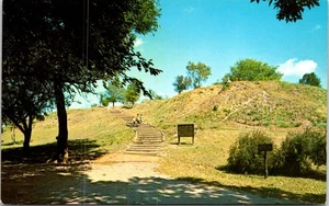 St Louis Great Cahokia Mound East Missouri Postkarte B54 - Bild 1 von 2