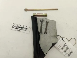 VOLVO 740 WAGON Tool Bag With Original Tools Fits 85 86 87 88 89 90 91 92 - Picture 1 of 7