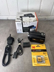 Sony Handycam HDR-PJ620E 9.2MP Handheld HD Projector Camcorder Tested & Boxed - Picture 1 of 15
