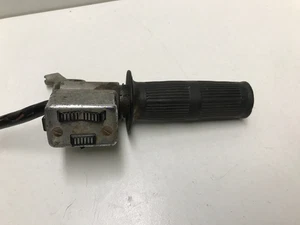 MANOPOLA ACCELERATORE  GUZZI DINGO 50CC CICLOMOTORE EPOCA PULSANTE ROTTO - Imagen 1 de 4