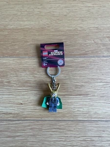 NWT LEGO Marvel Super Heroes LOKI Mini Figure Keyring Key Chain NEW - Picture 1 of 2