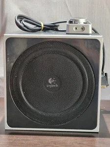 Logitech Z4 SUBWOOFER ONLY With Controller Powers On Missing Computer Spears - Bild 1 von 11