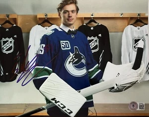 Arturs Silovs Signed 8x10 photo BAS Rookie Autograph COA Vancouver Canucks - Picture 1 of 1