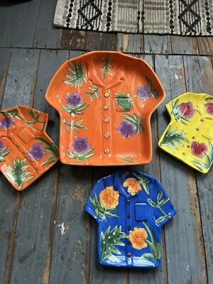 Serving Tray, Hawian Style Shirt And 3 Wall Hangings - Image 1 of 4