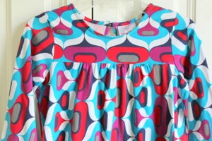 Hanna Anderson Sz 130 Abstract Dress Green White Red LS - Picture 1 of 4