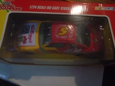 RACING CHAMPIONS, CAMPIONE NASCAR 1996, #5 TERRY LABONTE KELLOGG'S 1/24 DIE CAST - Immagine 1 di 4
