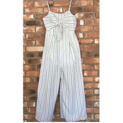 Mono para mujer Elle Rae verde y blanco a rayas con correa de esfagueti talla pequeña Foto 1 de 4