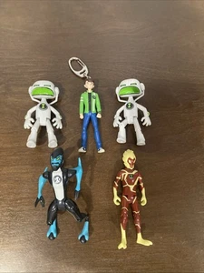 Lot Of 5 Ben 10 Action Figure Lot Cartoon Network Mixed Lot - Picture 1 of 18