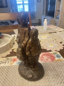 Vintage Austin Sculpture 1996 Kid My Big Sister Signed ECILA Alice Heath Riordan - Picture 1 of 8