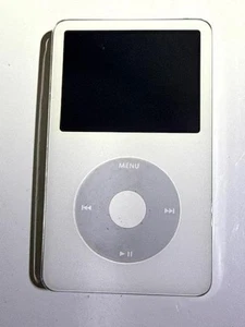 Apple iPod Video A1136 60 GB - 5th Generation - White (MA003LL/A) - Picture 1 of 3