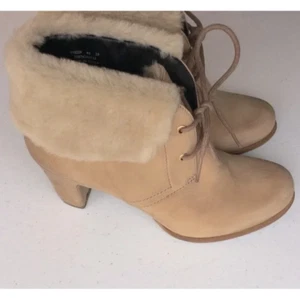 Ecco Size 39 US 8 Women's Jaffna Fur Ankle Booties 3” Heels Camel Nubuck Color - Picture 1 of 14
