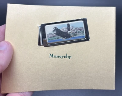 Clip de dinero con bisagras Barlow Designs Color Eagle Landing - NUEVO SIN CAJA - PRECIO DE VENTA SUGERIDO POR EL FABRICANTE $81 USD Foto 1 de 4
