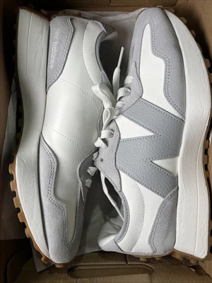New Balance 327 Mujer Talla 9.5 Lifestyle Gris WS327NKC Foto 1 de 4