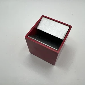 Red CUBO ashtray by BRUNO Munari For Danese Milano - 1957 - Picture 1 of 9