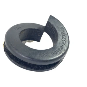 Grommet For Parking Brake Cable Clamp Fits Toyota Hilux 4Runner LN130 KZN130 VZN - Picture 1 of 10