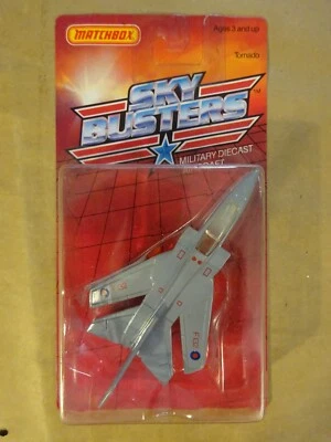 Avión militar Matchbox Sky Busters Tornado SB7 1988 de colección Foto 1 de 4