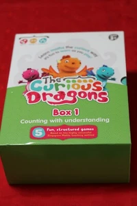 The Curious Dragons - Contare con Comprensione - 5 Giochi Divertenti da Giocare - In perfette condizioni - Foto 1 di 6